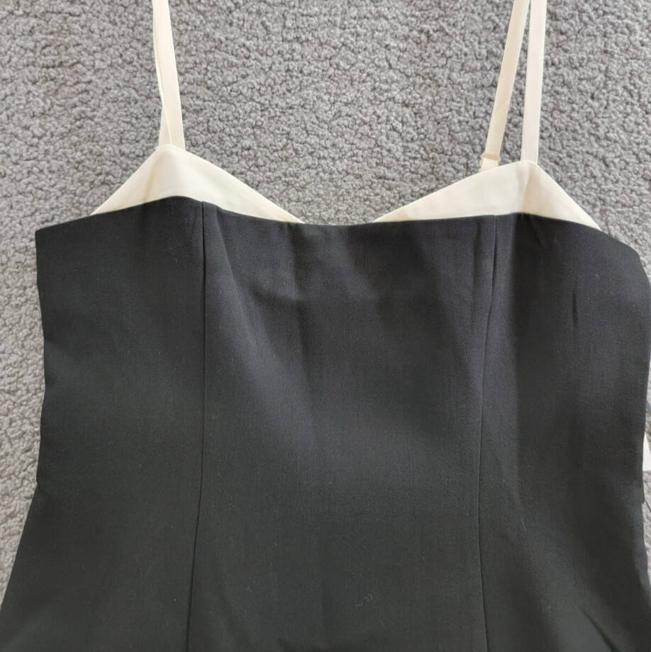 FRENCH CONNECTION Azra Contrast Trim Mini Dress Women's 8 Black/White Back Zip
