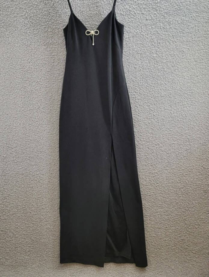 Adrianna by Adrianna Papell Knit Crepe Column Gown Women's 2 Black Back Zip