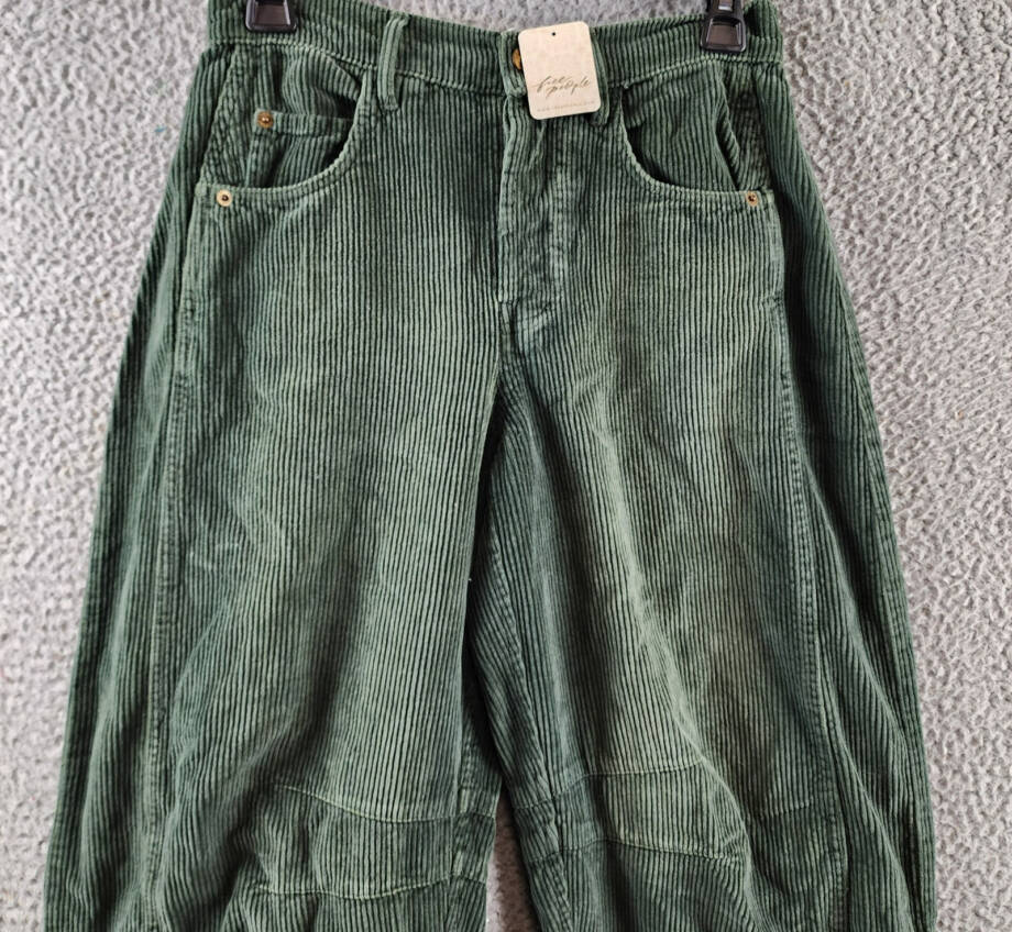 Free People Good Luck Corduroy Mid Rise Barrel Jeans Women's 24 Moss Button Zip