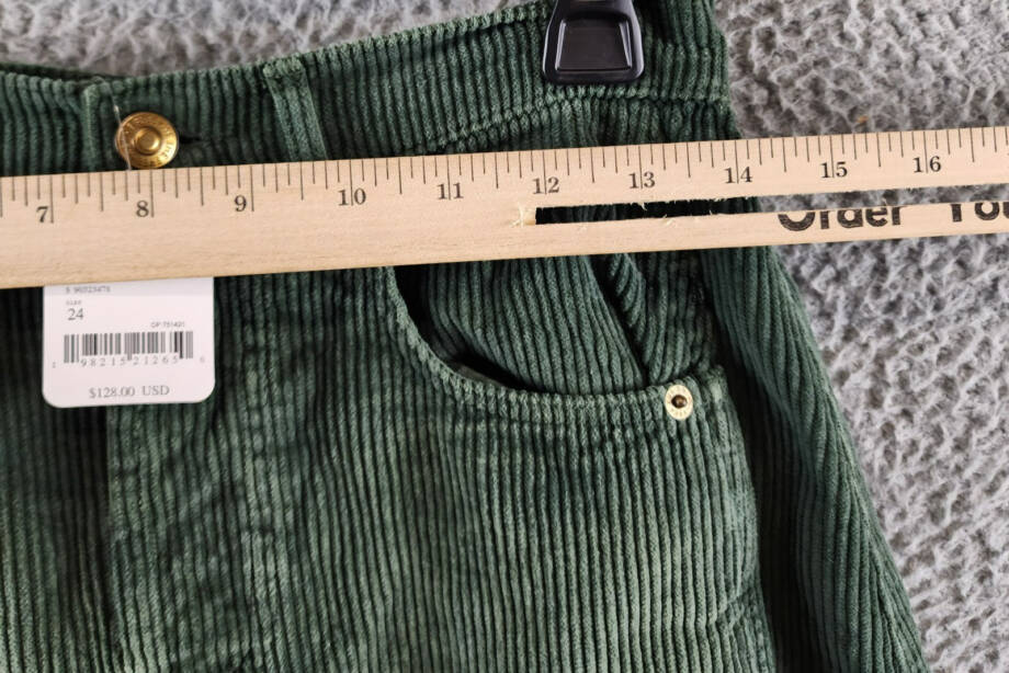 Free People Good Luck Corduroy Mid Rise Barrel Jeans Women's 24 Moss Button Zip