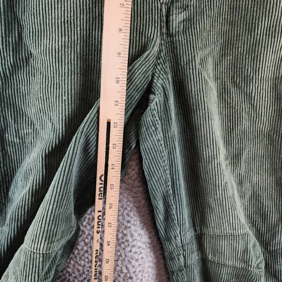 Free People Good Luck Corduroy Mid Rise Barrel Jeans Women's 24 Moss Button Zip