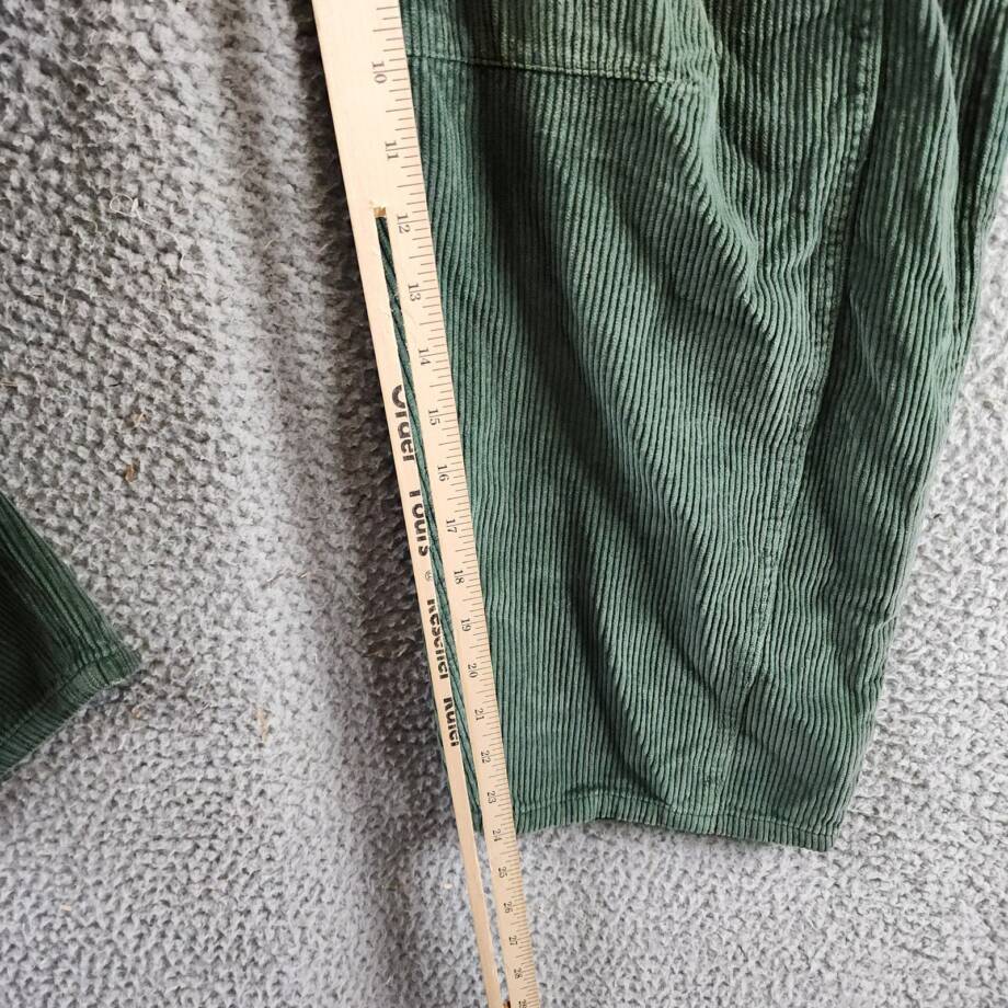 Free People Good Luck Corduroy Mid Rise Barrel Jeans Women's 24 Moss Button Zip