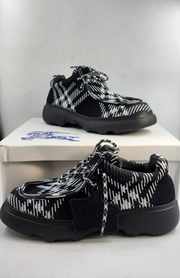 Burberry Check Woven Creeper Shoes Men's 10US Black/White Round Moc Toe Lace Up
