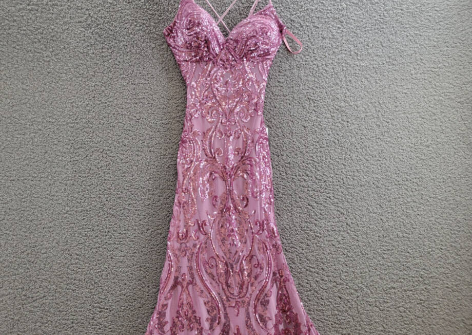 B Darlin Sequin-Pattern Floor-Sweeping Gown Juniors' 0 Dark Mauve Zip Closure