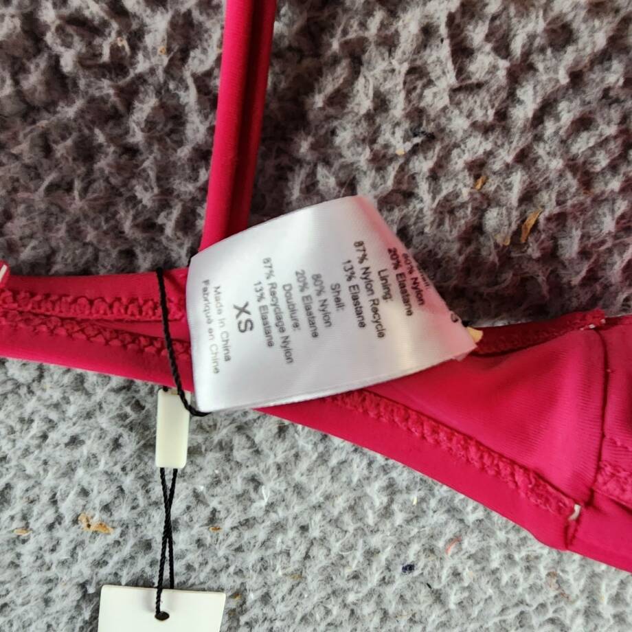 L'Agence Lexie Solid Over the Shoulder Bra Bikini Top Women's XS Berry Back Hook