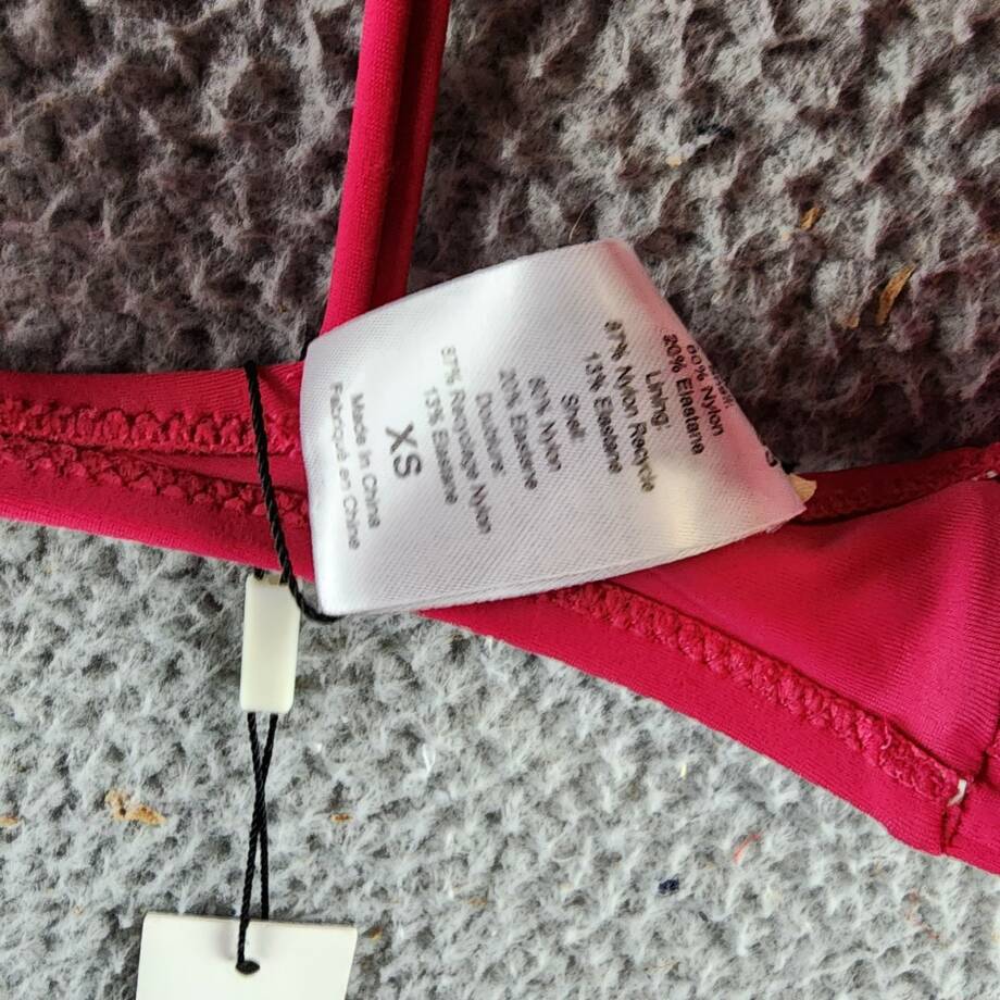 L'Agence Lexie Solid Over the Shoulder Bra Bikini Top Women's XS Berry Back Hook