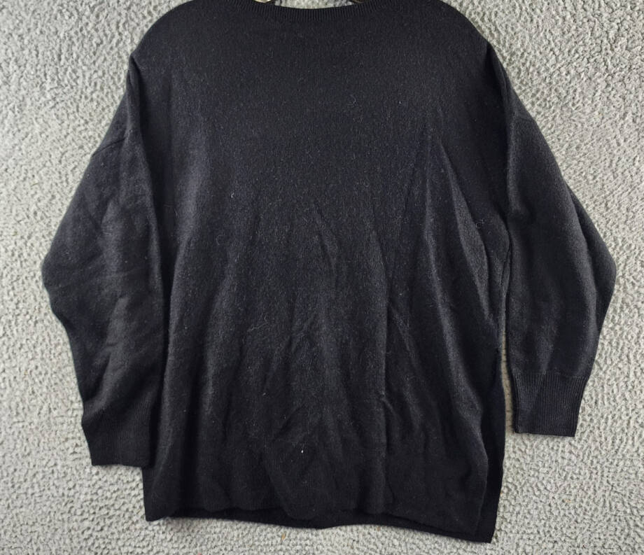 C by Bloomingdale's Cashmere Boat Neck Side Slit Asymmetrical Sweater Women's XS