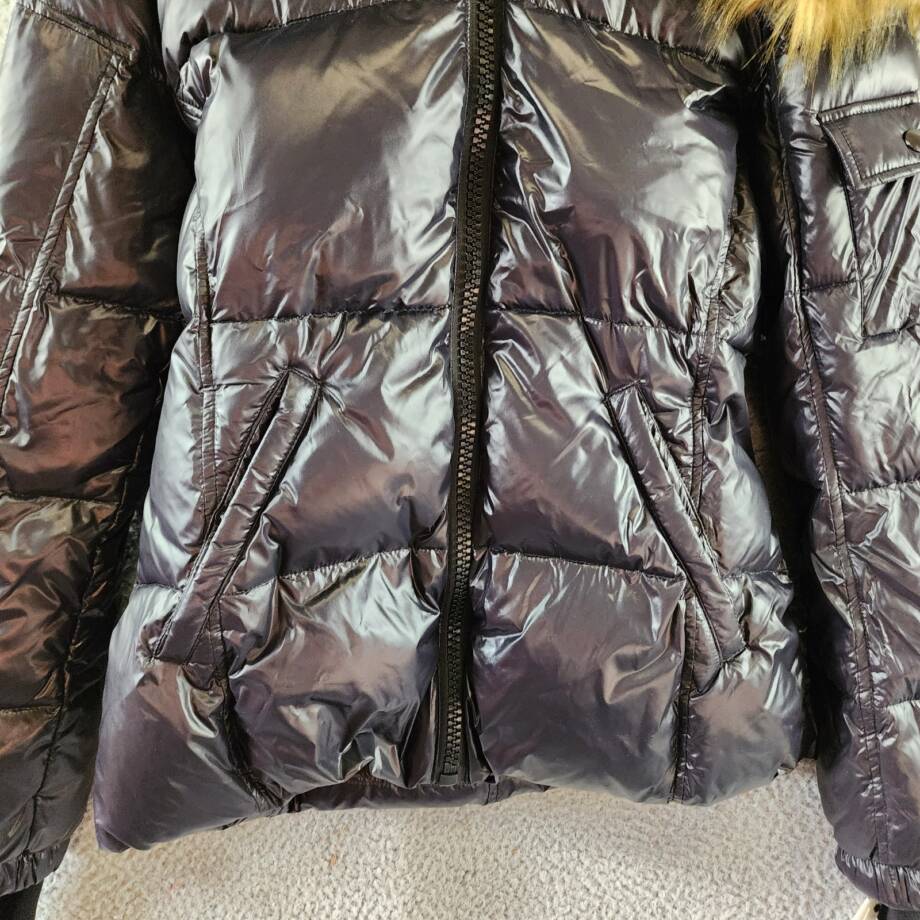 AQUA Gloss Allie Faux Fur Trim Down Puffer Jacket Women's M Black Zip Closure