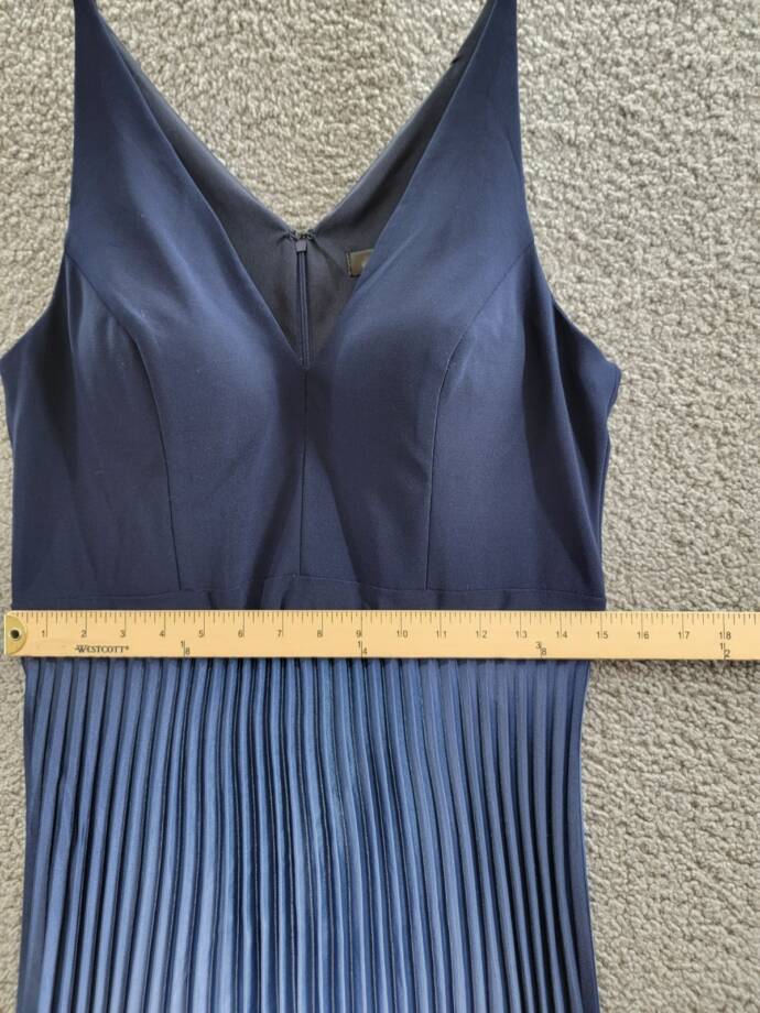 AQUA Pleated Shimmer Mixed Media Gown Women's 16 Navy/Blue V-Neck Back Zipped