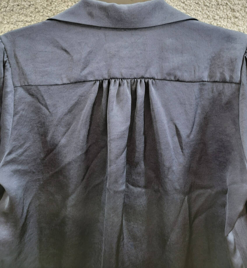 Karen Kane Shirred Blouse Women's M Navy Solid Collared Long Sleeve Button Front