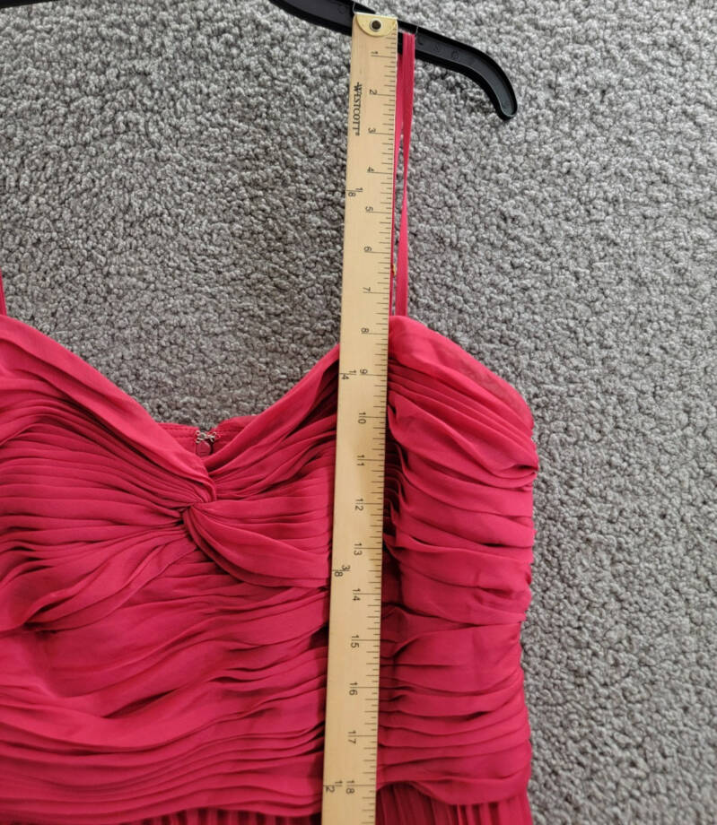 AQUA Pleated Chiffon Gown Women's 12 Red Solid Sweetheart Neck Back Zip Closure