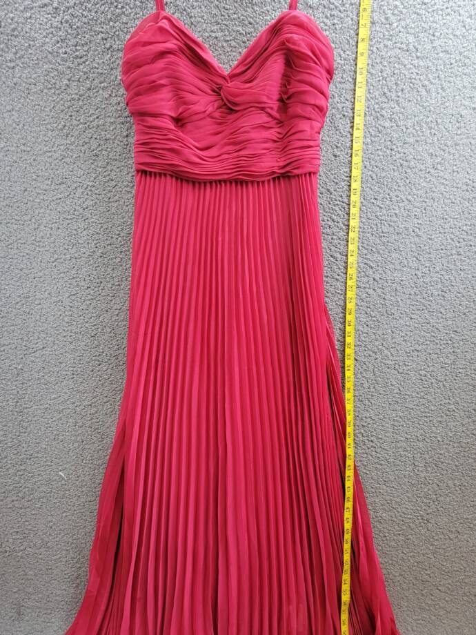 AQUA Pleated Chiffon Gown Women's 12 Red Solid Sweetheart Neck Back Zip Closure