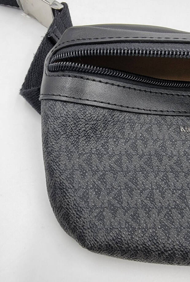 Michael Kors Logo Fanny Pack Women's One Size Black Silver-Tone Hardware Zip