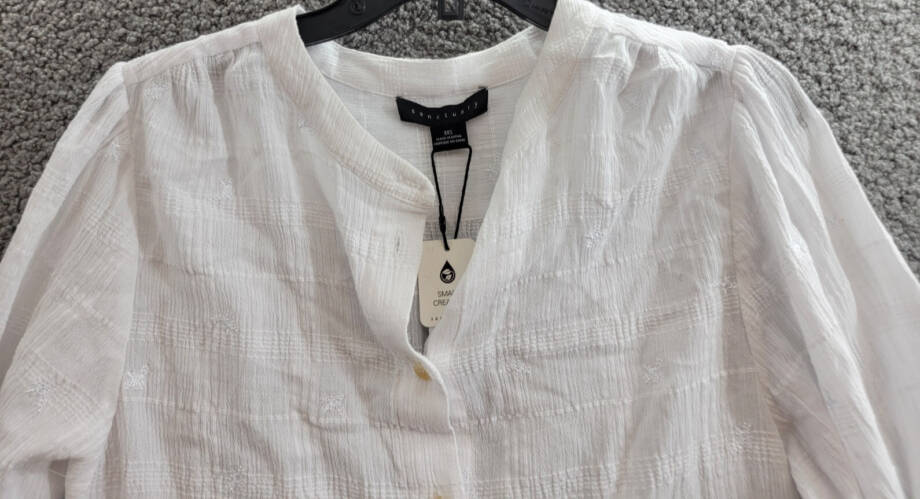 Sanctuary The Femme Shirt Women's XXS White Round Neck Button Front Closures~