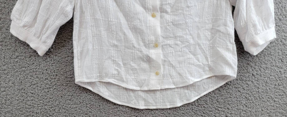 Sanctuary The Femme Shirt Women's XXS White Round Neck Button Front Closures~