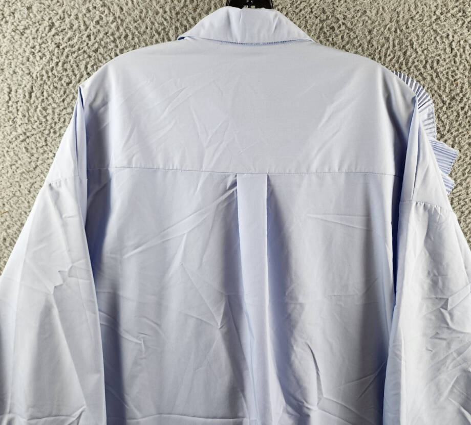N By Nancy Three Dimensional Flower Long Sleeve Top Womens L Blue Button Closure