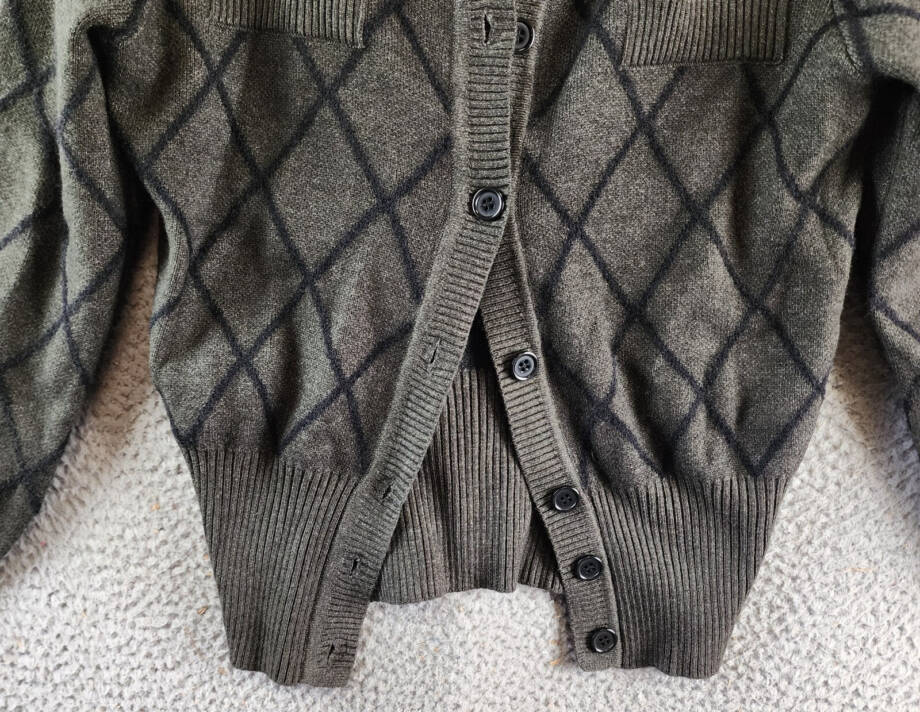 Nancy Yang Cardigan Women's XS Charcoal Round Neck Button Closures Long Sleeves~