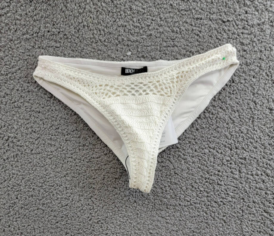 Beach Riot Kaylin Crocheted Bikini Bottoms Women's M White Elastic Waist Pull On