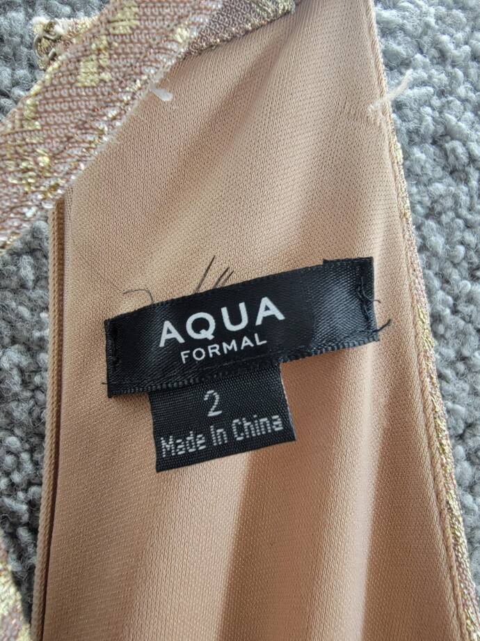 AQUA Foil Knit Metallic Halter Gown Women's 2 White/Pink/Gold Back Zip Closure