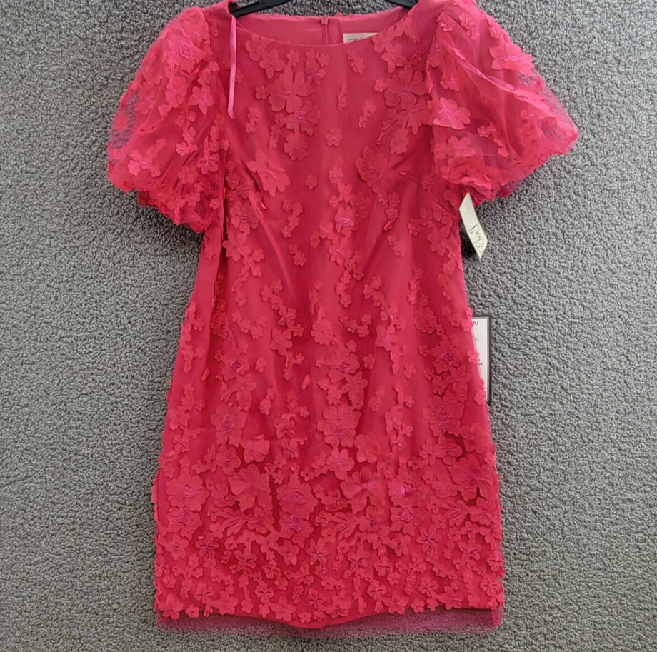 Eliza J Petite Puffed-Sleeve 3D-Floral Shift Dress Women's 4P Hot Pink Back Zip