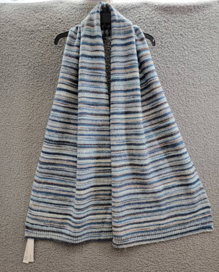 AQUA Wool Blend Space Dye Knit Scarf Women's One Size Blue~