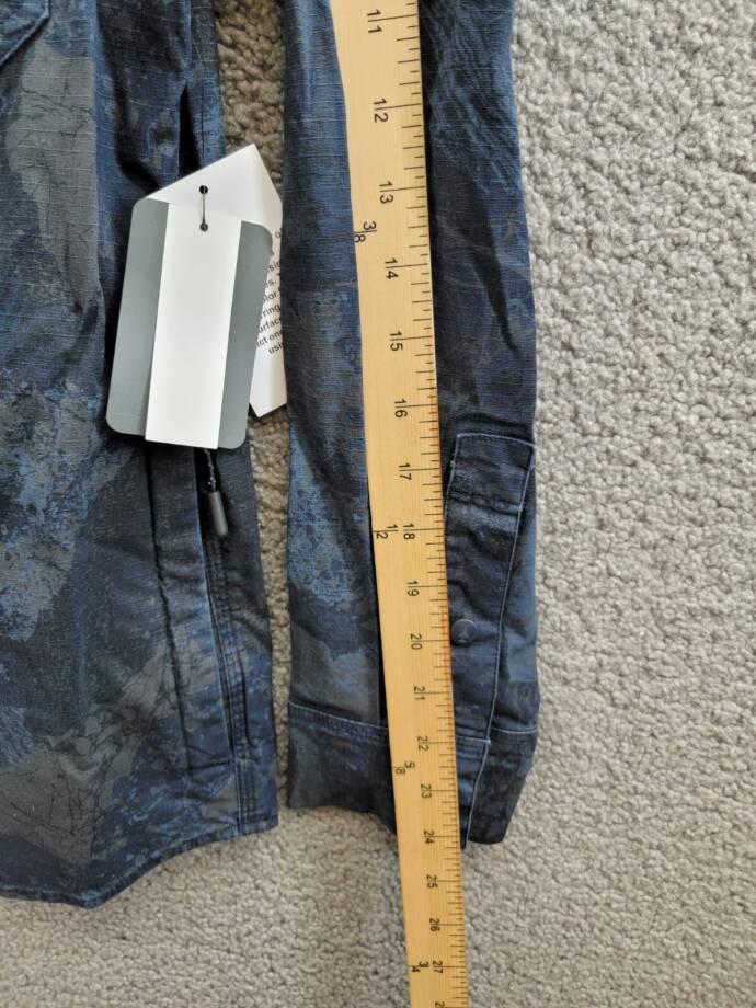 BASS OUTDOOR Ripstop Utility Shacket Men's M Rock Camo/Navy Blazer Button Snap