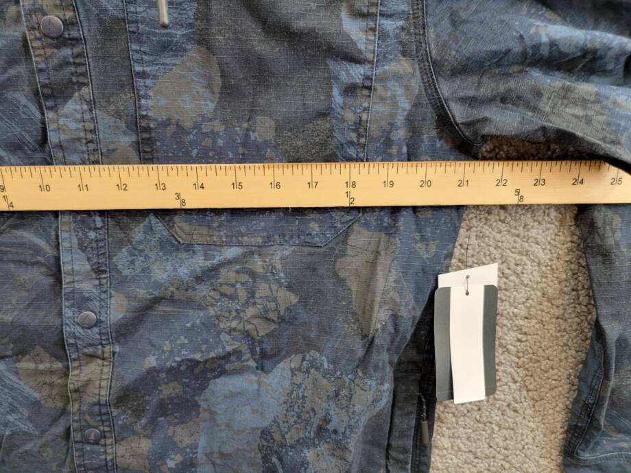 BASS OUTDOOR Ripstop Utility Shacket Men's M Rock Camo/Navy Blazer Button Snap