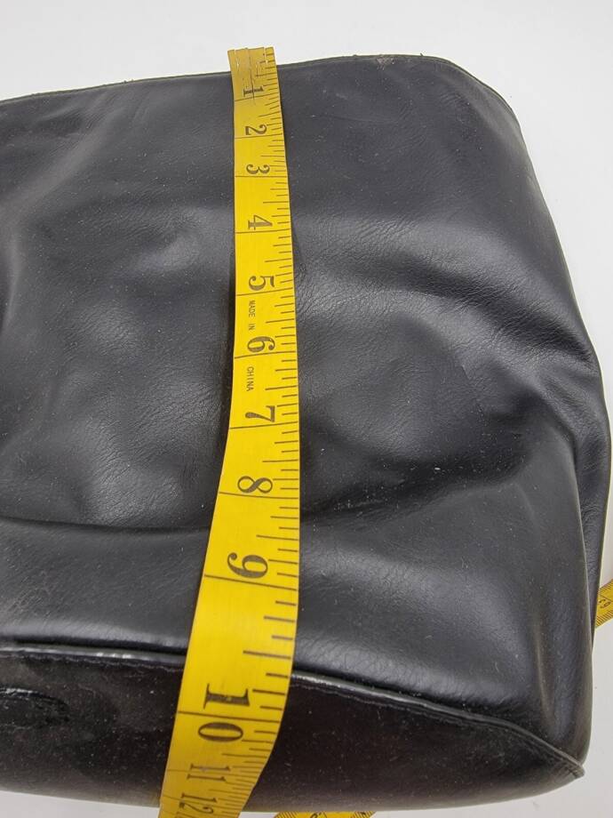 Circus by Sam Edelman Canyon Bucket Bag Women's Black Magnetic Snap Closure