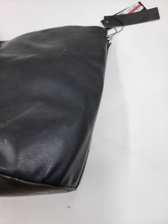 Circus by Sam Edelman Canyon Bucket Bag Women's Black Magnetic Snap Closure