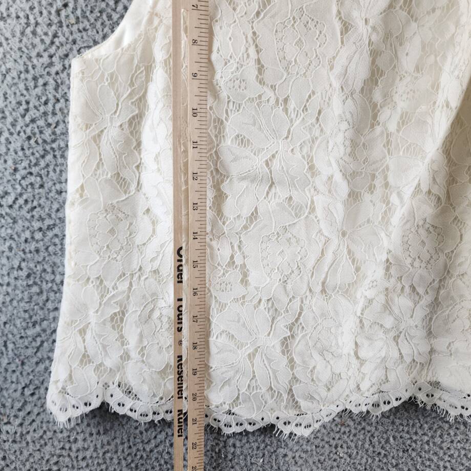 Karen Kane Sleeveless Lace Top Women's Small Cream Back Zip Closure