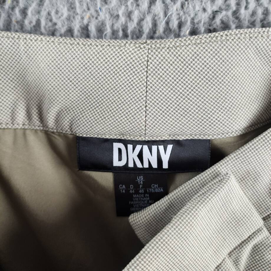 DKNY Zip-Front Slant-Pocket Mini Skirt Women's 14 Light Fatigue/White Hook & Bar