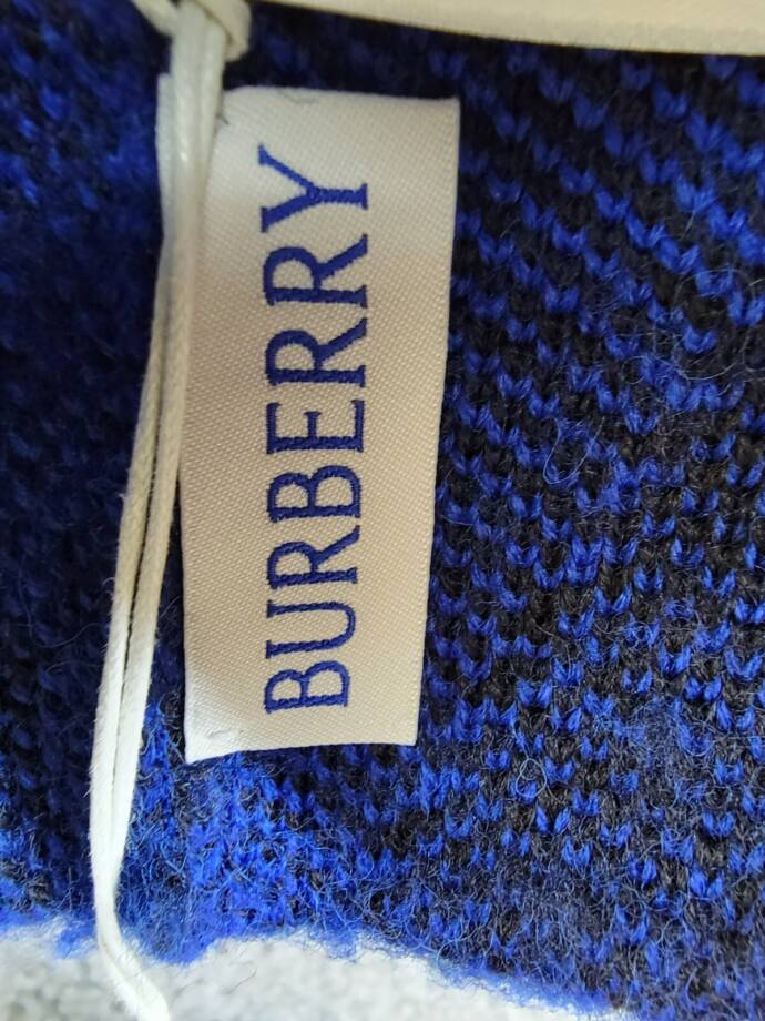 Burberry Argyle Jacquard-Woven Wool Beanie Women's One Size Knight/Black
