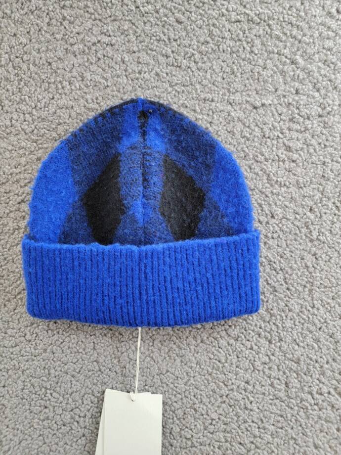 Burberry Argyle Jacquard-Woven Wool Beanie Women's One Size Knight/Black