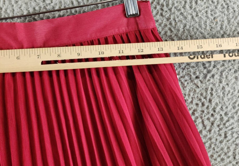Adrienne Landau Onyx Pleated Skirt Women's XS Vivacious Solid Back Zip Closure