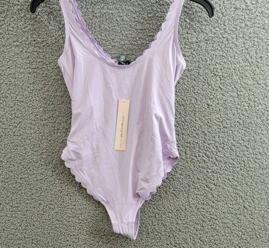 AQUA Swim Scalloped One Piece Swimsuit Women's XS Lilac Solid Scoop Neck Pull On