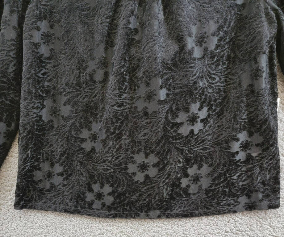 1.STATE High-Neck Open-Back Long-Sleeve Blouse Womens S Black Floral Button Back