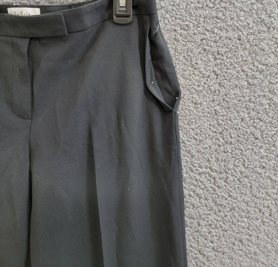 Le Suit Petite Straight Leg Crepe Mid Rise Pants Women's 4P Black Zip Hook & Bar