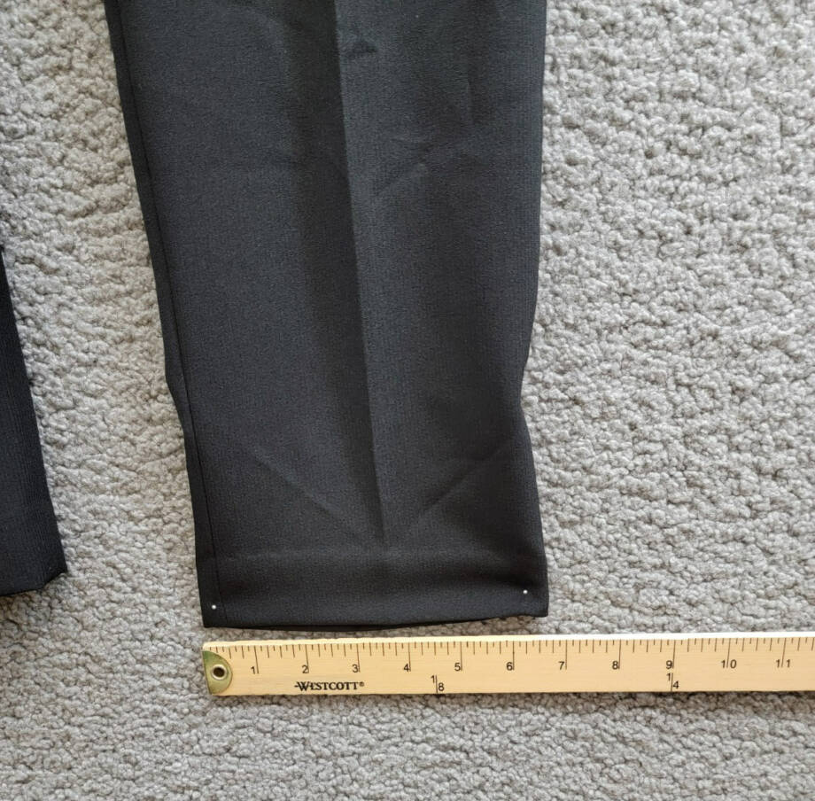 Le Suit Petite Slim Leg Crepe Pants Women's 2P Black Zip Hook & Bar Closure