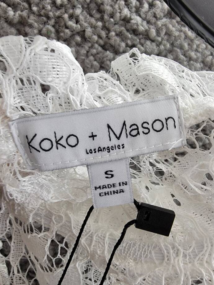 KOKO + MASON Long Sleeve Lace Top Women's S White Ruffled Button Back Closure