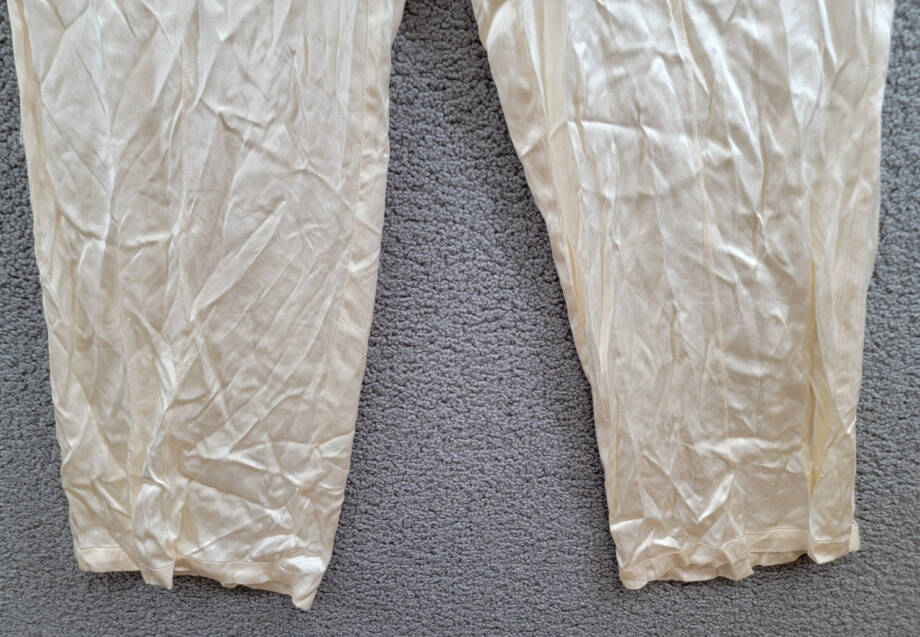 WAYF Fynn Satin Wide Leg Pants Women's S Cream Elastic Waist Pull On Styling~