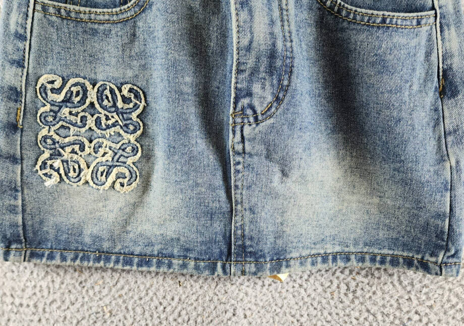 Madonna & Co Denim Mini Skirt Womens S Light Wash Embroidered Button Zip Closure