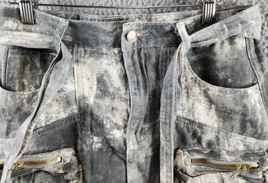 Madonna & Co. Cargo Denim Mini Skirt Women's L Gray Acid Wash Button Zip Closure