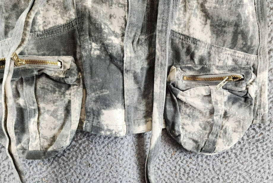 Madonna & Co. Cargo Denim Mini Skirt Women's L Gray Acid Wash Button Zip Closure