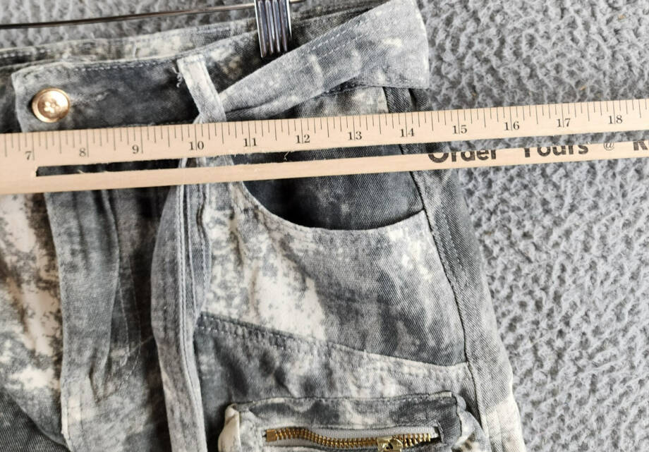 Madonna & Co. Cargo Denim Mini Skirt Women's L Gray Acid Wash Button Zip Closure