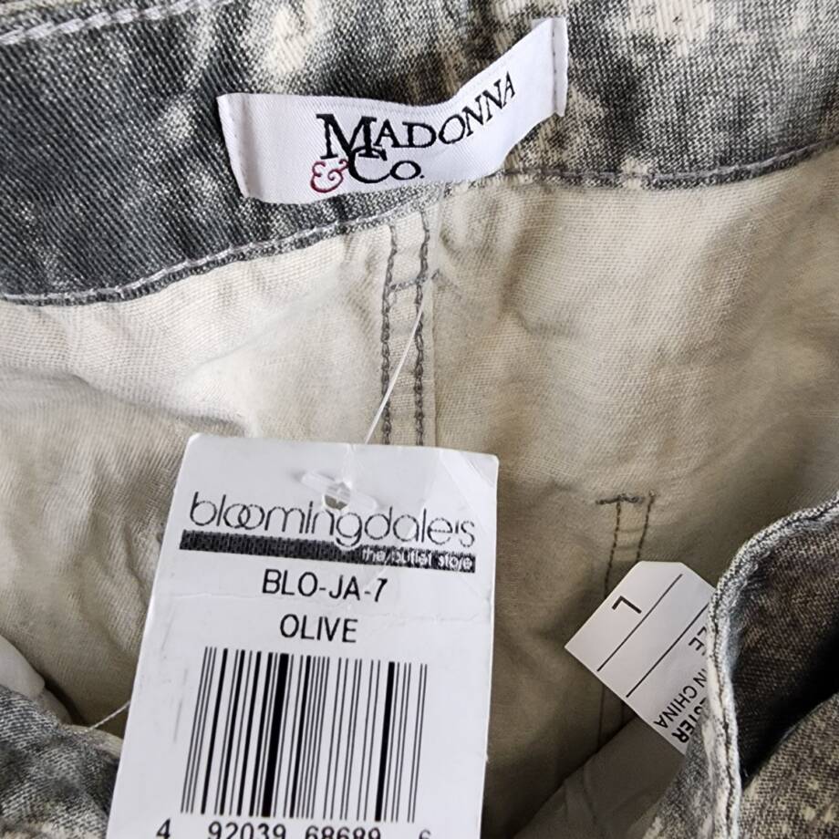 Madonna & Co. Cargo Denim Mini Skirt Women's L Gray Acid Wash Button Zip Closure