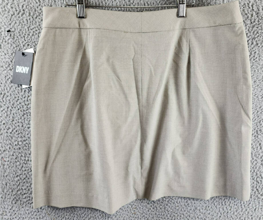 DKNY Zip-Front Slant-Pocket Mini Skirt Women's 16 Light Fatigue/White Hook & Bar