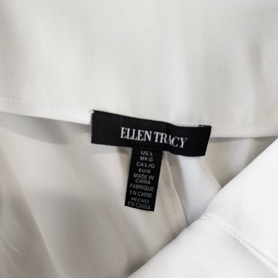 Ellen Tracy High Waisted Pleated Shorts Women's L White Zip Hook & Bar Closure