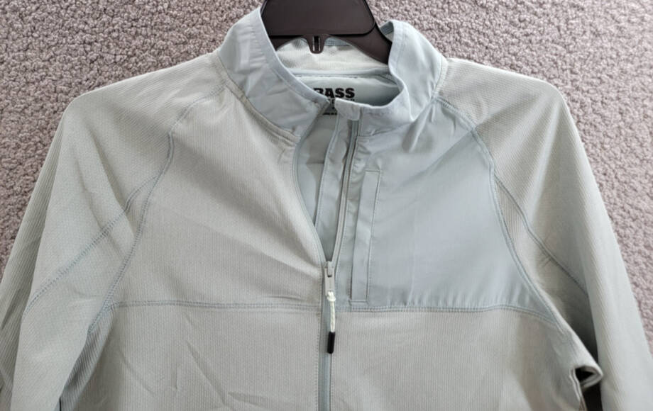 Bass Outdoor Full Zip Trail Jacket Men's S Silver Blue Cationic Long Sleeve