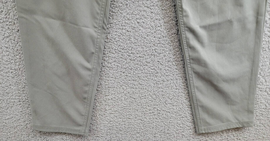 BASS OUTDOOR Essential Tech Cargo Pants Men's 30 Castor Gray Button Zip Closure