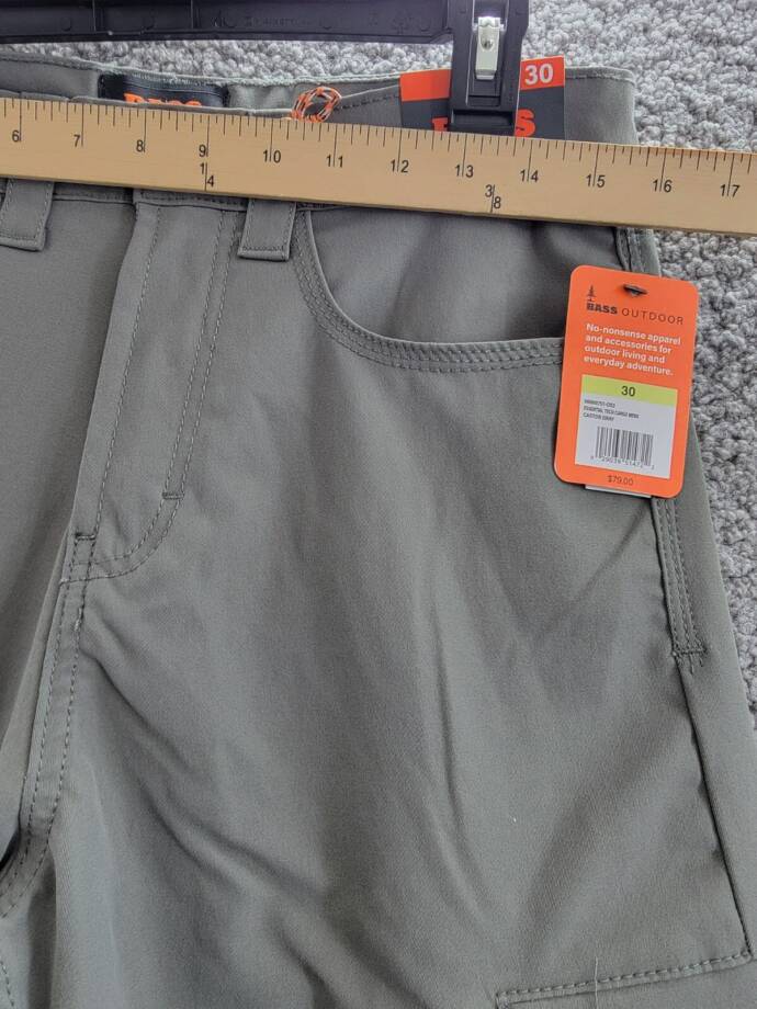 BASS OUTDOOR Essential Tech Cargo Pants Men's 30 Castor Gray Button Zip Closure